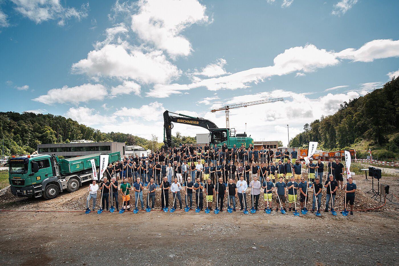 Spatenstich Werkhof mit dem ganzen SH&nbsp;POWER Team
